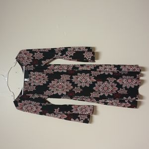 JJ Botique ladies floral A-line minidress. Size M. Long bell sleeves. Worn.
